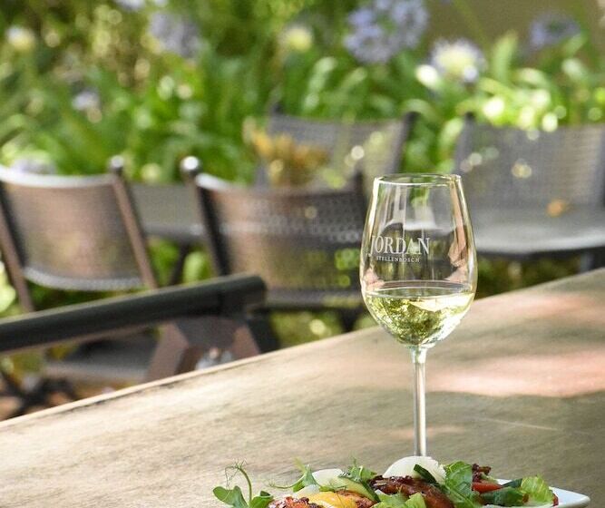 בית מלון כפרי The Jordan Suites