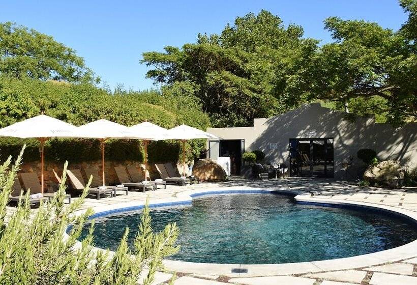 בית מלון כפרי The Jordan Suites