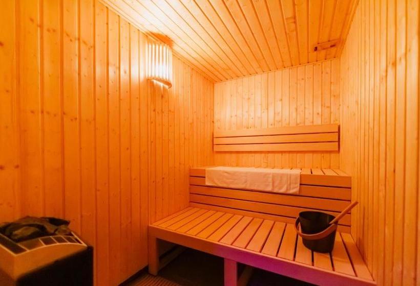 Barok Hotel And Apartments