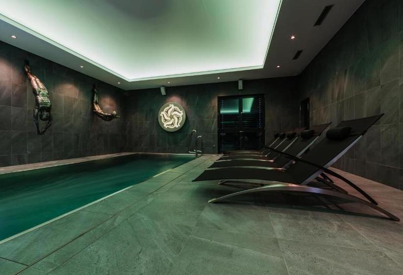 Barok Hotel And Apartments