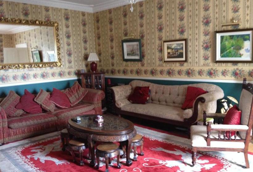 مبيت وإفطار Admiralty House