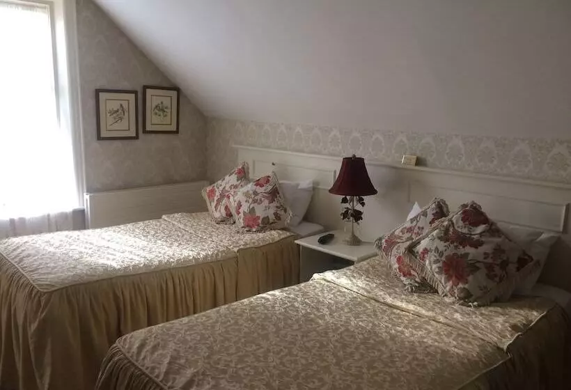 Aamiaismajoitus (B&B) Innisfree House