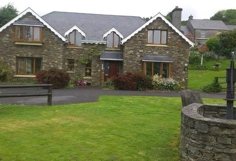 Ethan House B&b