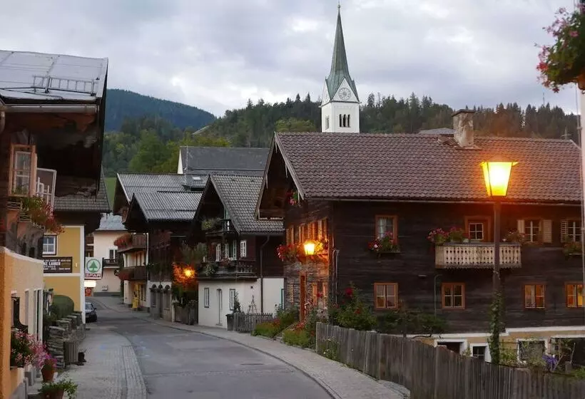 Hotelli Am Schloss