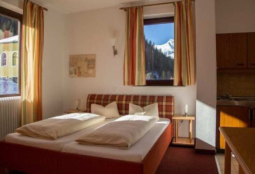 ホテル Kärntnerhof