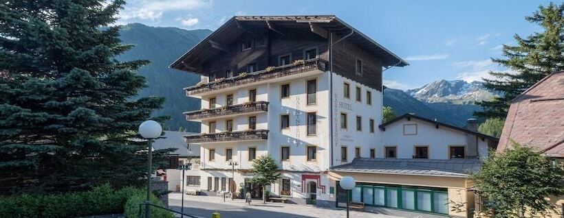 ホテル Kärntnerhof