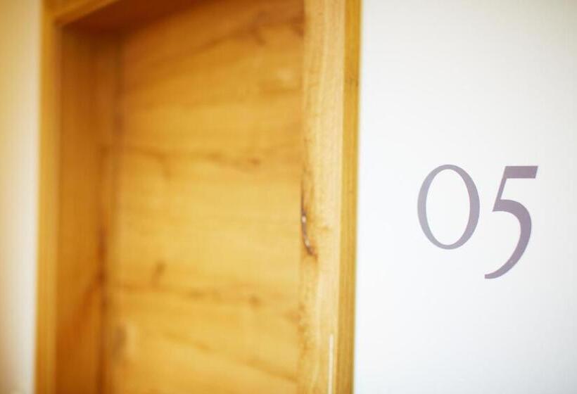 בית מלון כפרי Rathauskeller Melk