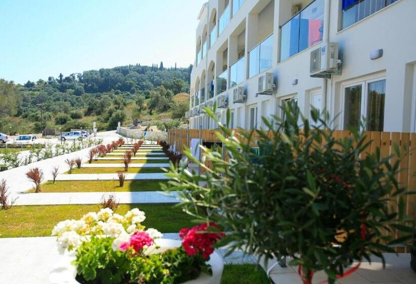 ホテル Saint George Palace