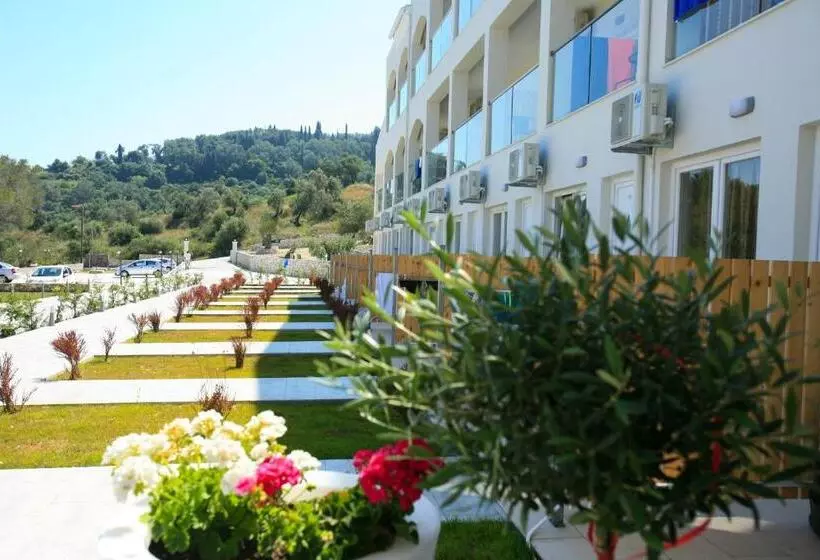 Hotelli Saint George Palace