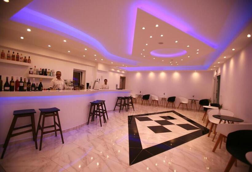 ホテル Saint George Palace