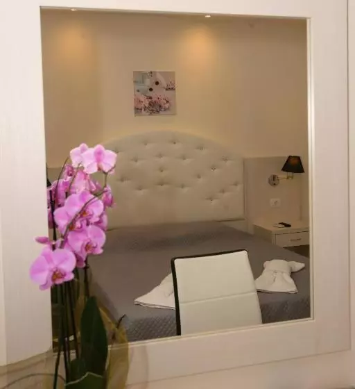 Hotelli Saint George Palace