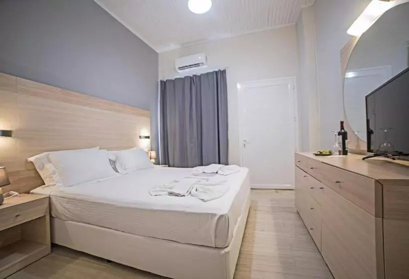 Hotelli Saint George Palace