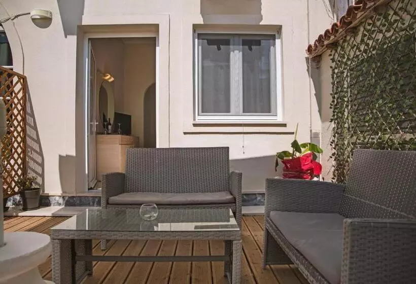 Hotelli Saint George Palace