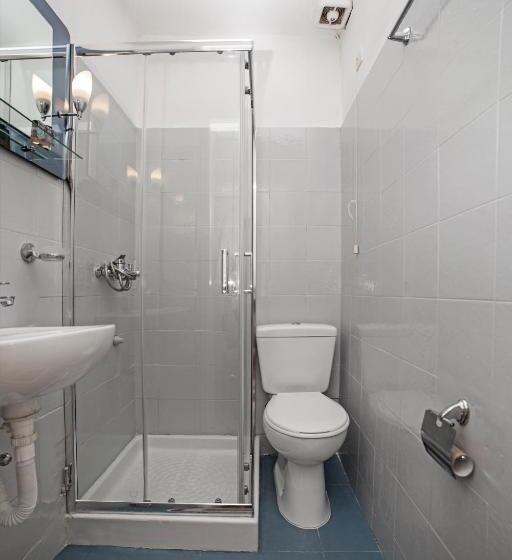 ホテル Saint George Palace