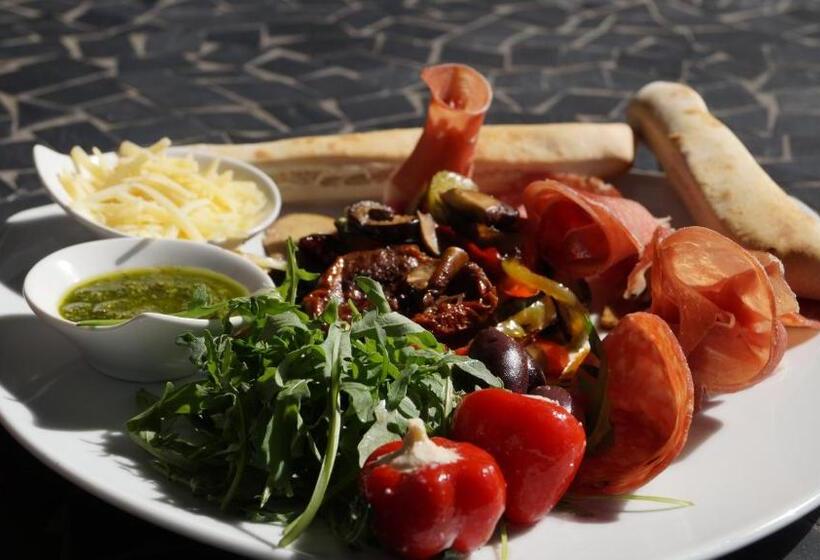 ホテル Youhey Am Wolfgangsee