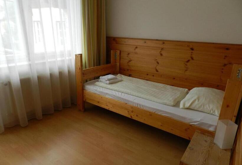 ホテル Youhey Am Wolfgangsee