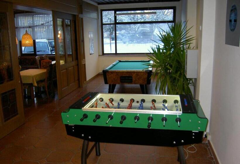 ホテル Youhey Am Wolfgangsee