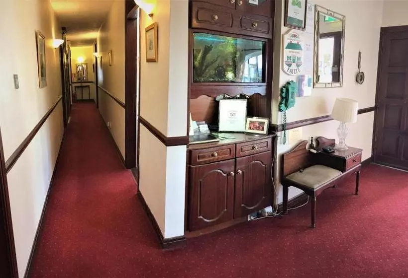 The White House B&b