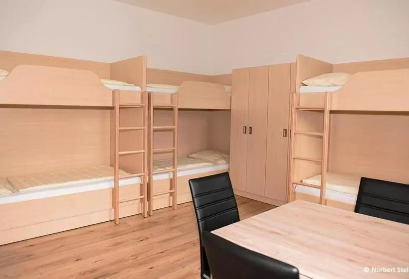 ユースホステル Jugend Und Familiengästehaus Heiligenblut