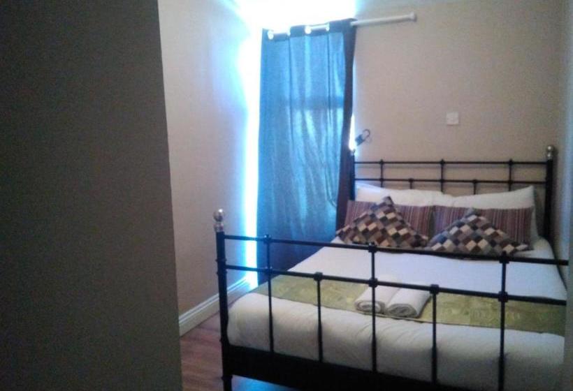 Backpackers D1 Hostel