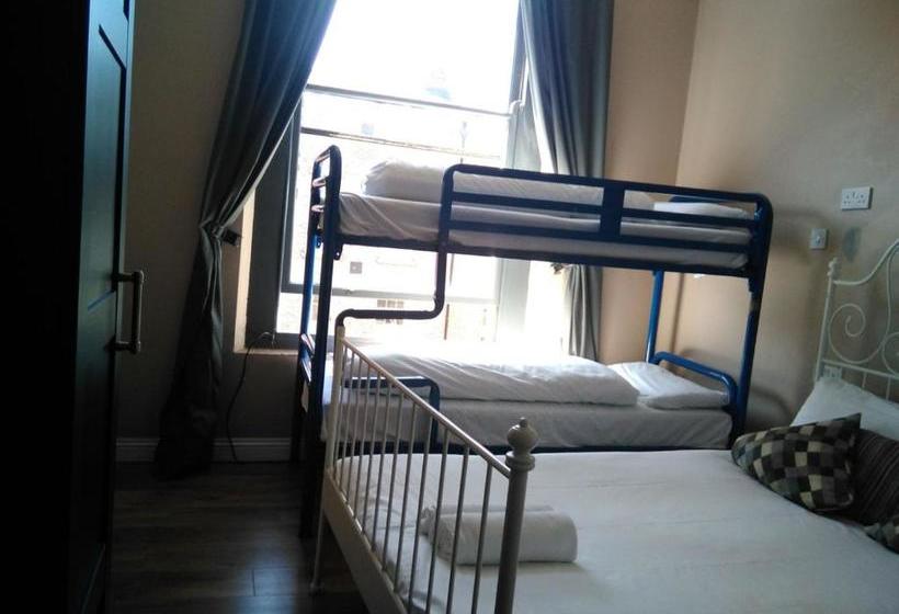 Backpackers D1 Hostel