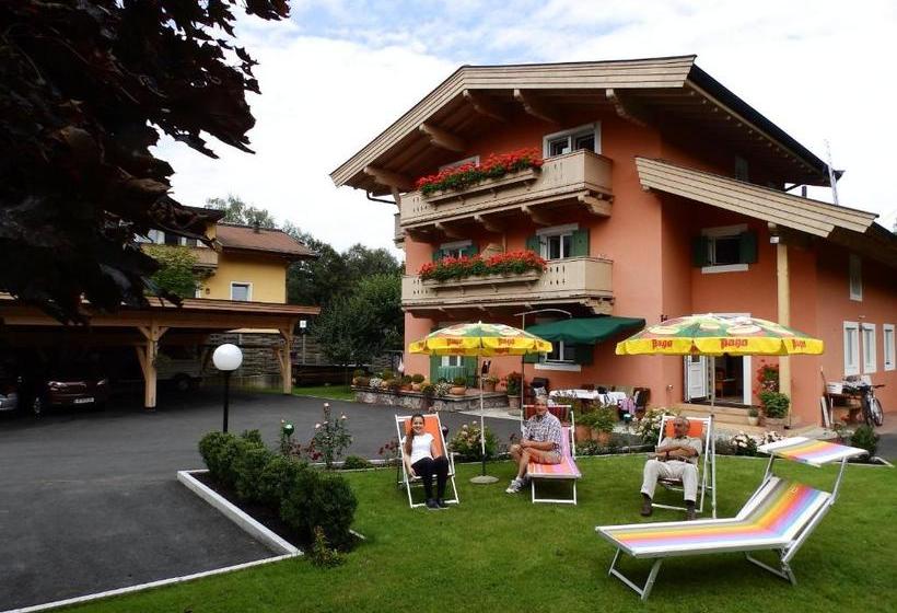 تختخواب و صبحانه Haus Senoner