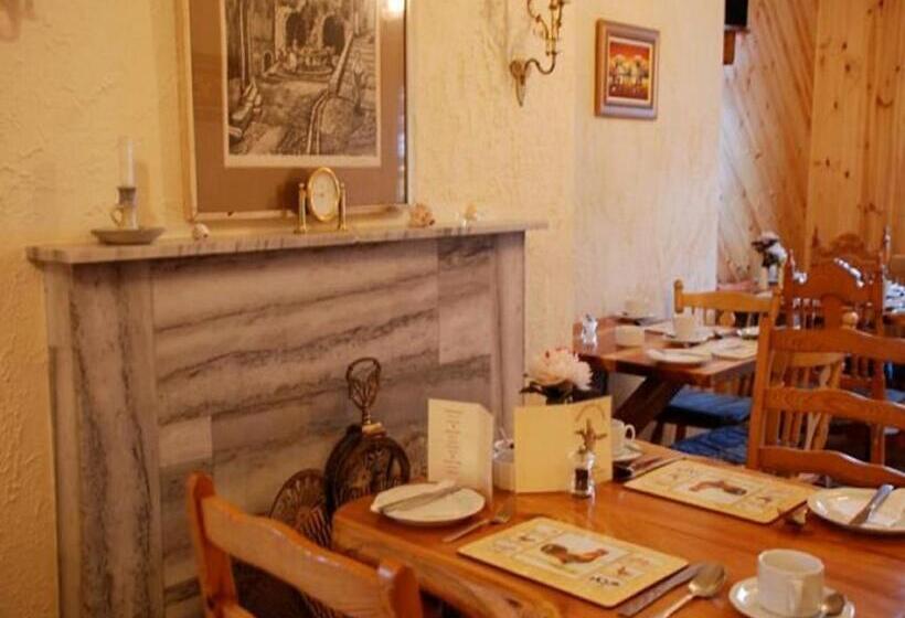 צימר Hawthorn House Guesthouse