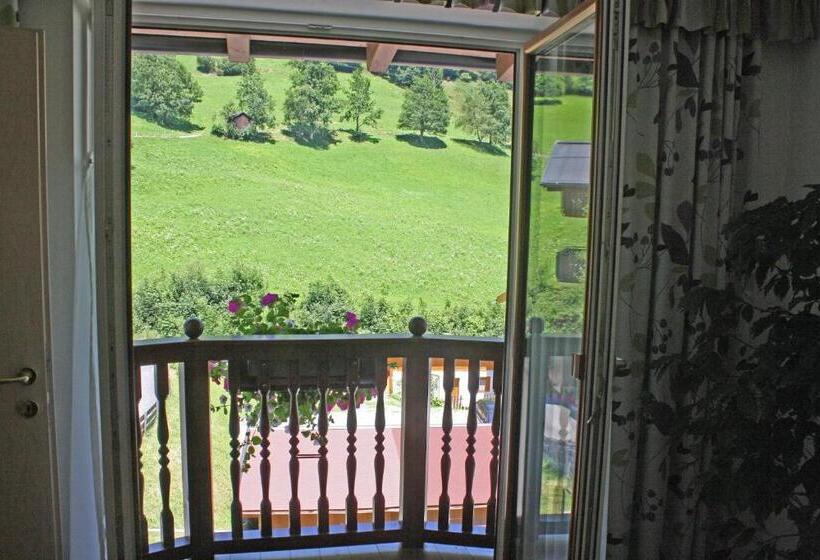 مبيت وإفطار Zimmervermietung Babsy