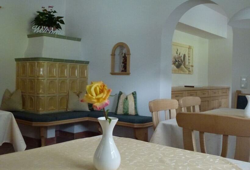 مبيت وإفطار Zimmervermietung Babsy