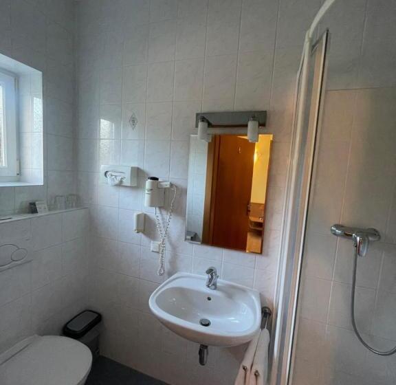 Highway Bed & Breakfast