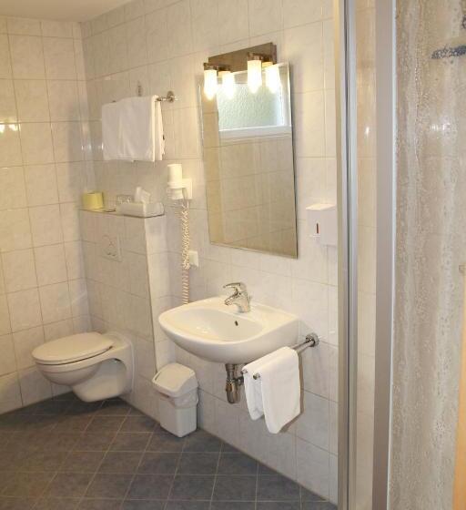 Highway Bed & Breakfast