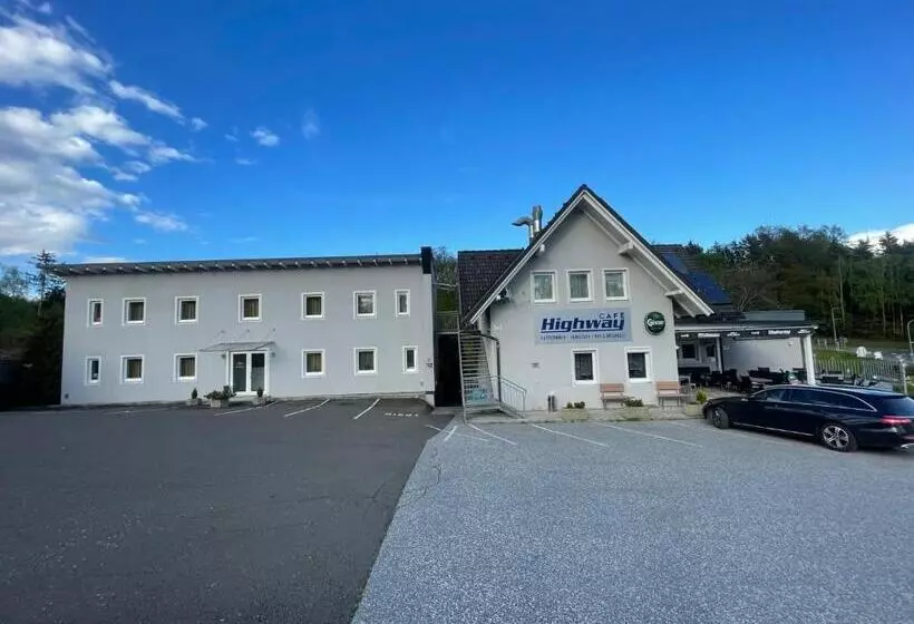 Highway   Bed & Breakfast