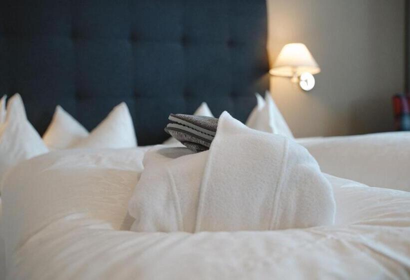 בית מלון כפרי Acerina Superior