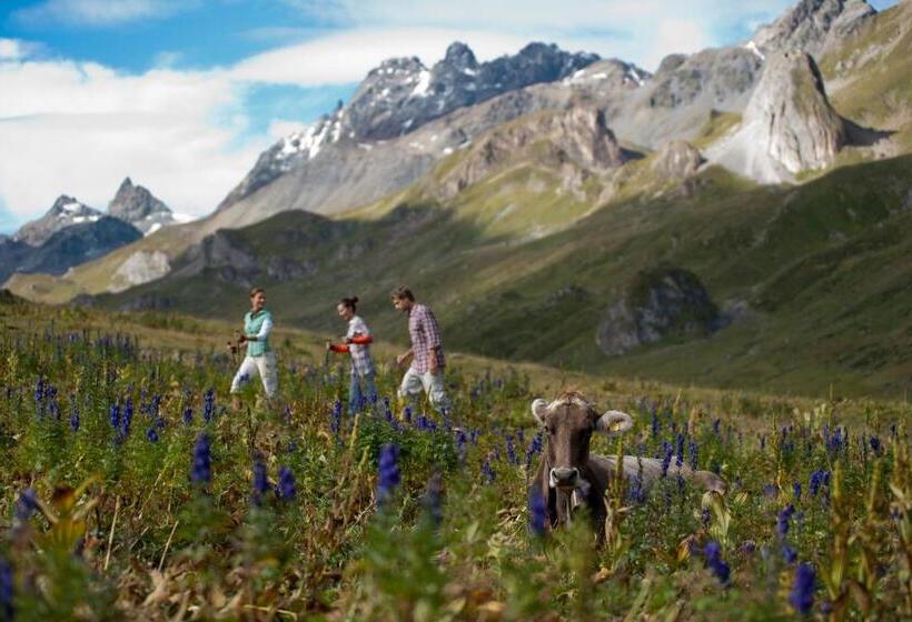 בית מלון כפרי Alp Larain B&b