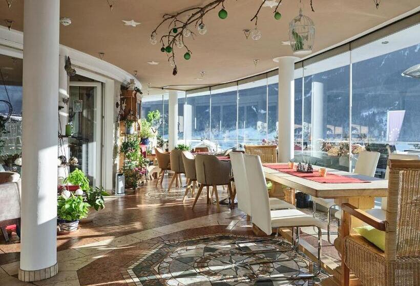 ホテル Garni Pinzgau, Bernd Hüttl