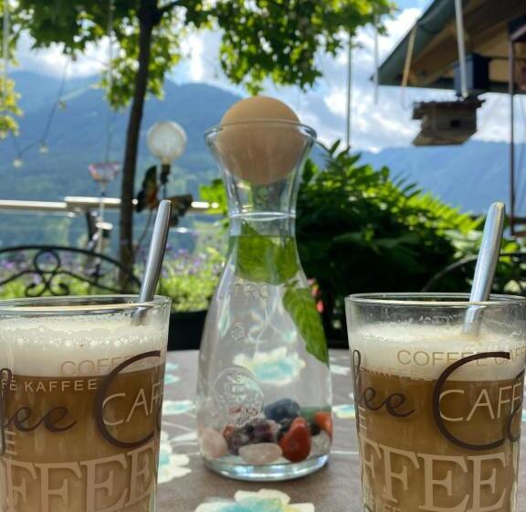 ホテル Garni Pinzgau, Bernd Hüttl