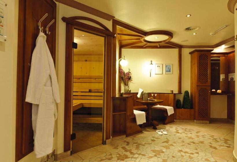 ホテル Gasthof Perauer