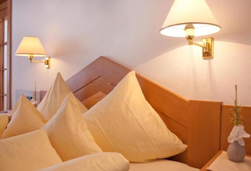 فندق Jagdhof Bed & Breakfast