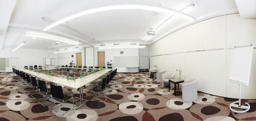 Отель Nationalpark