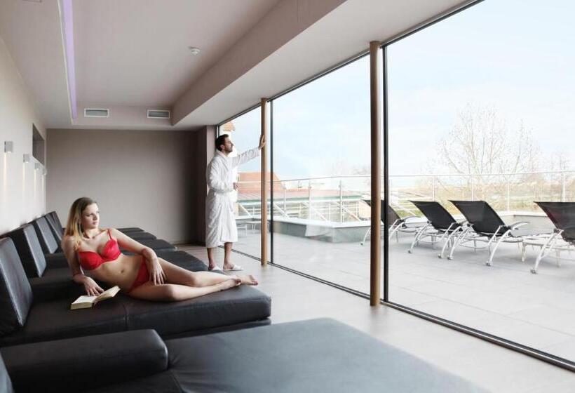 Отель Nationalpark