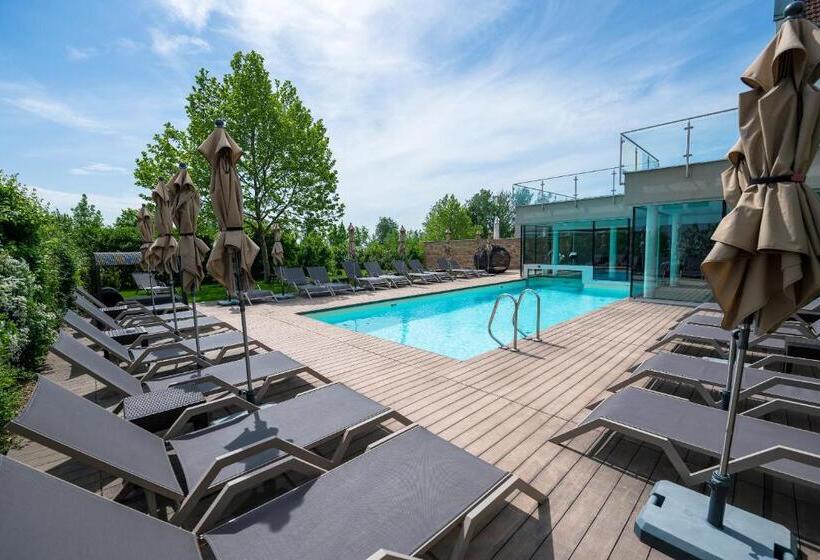 Отель Nationalpark