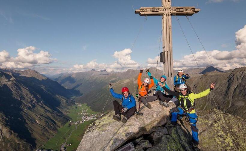 Отель Salnerhof Superior Lifestyle Resort