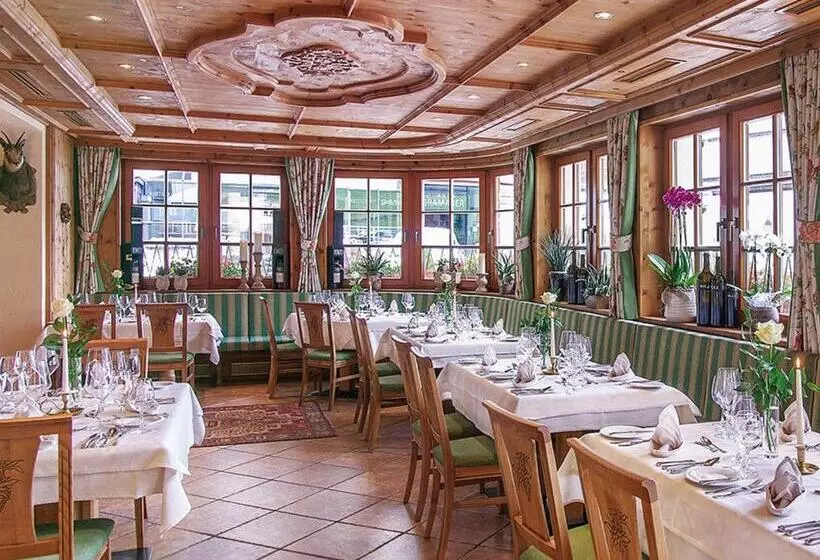 Hotelli Salnerhof Superior Lifestyle Resort