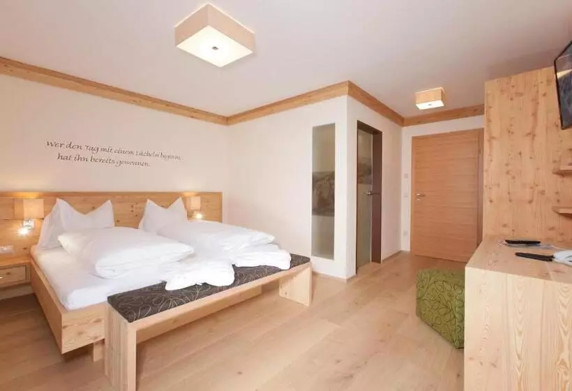 ホテル Schröckerhof