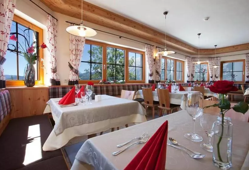 ホテル Schröckerhof