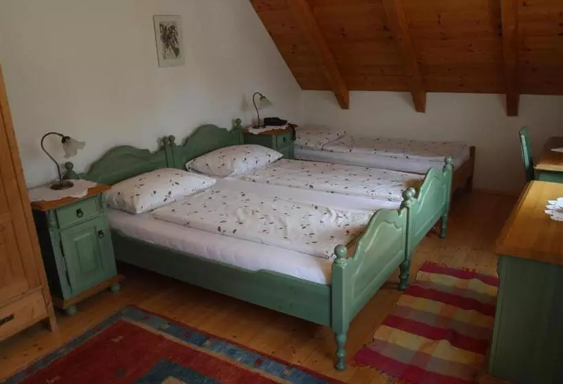 Hotel Stoffbauer Gmbh