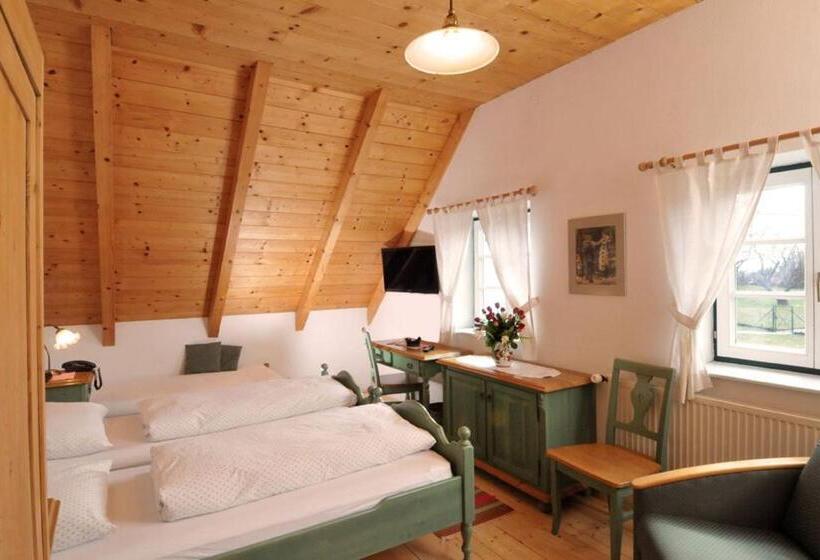 هتل Stoffbauer Gmbh