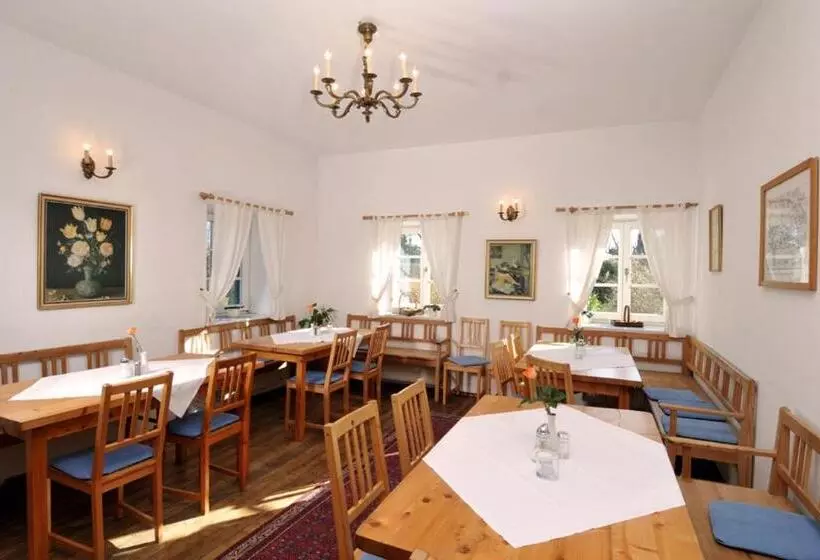 Hotel Stoffbauer Gmbh