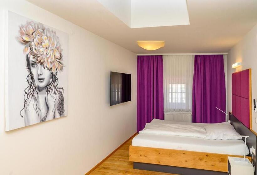Appartement Hotel Gh Zum Goldenen Schiff