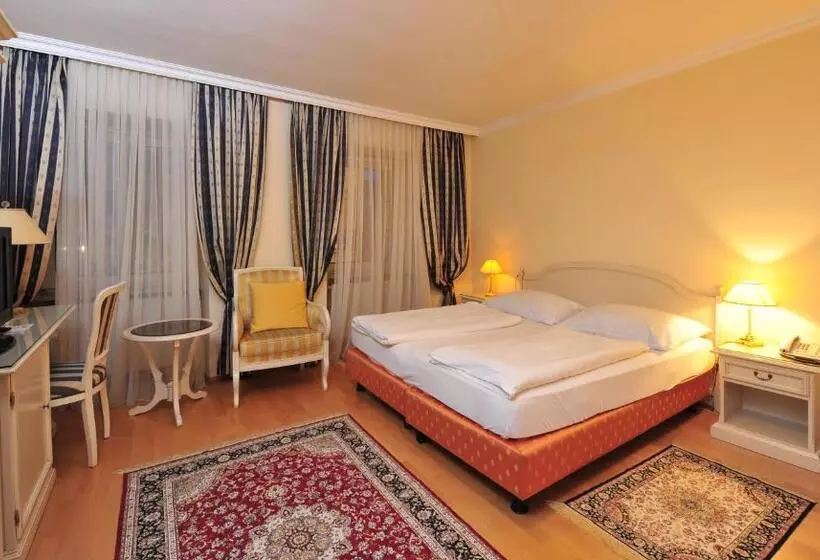 Appartement Hotel Gh Zum Goldenen Schiff
